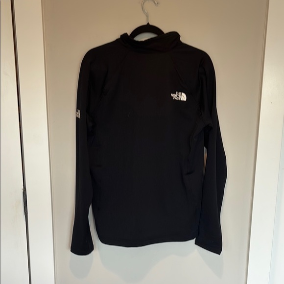 NWT The North Face Black Pullover (Branded) - Medium - Picture 4 of 5